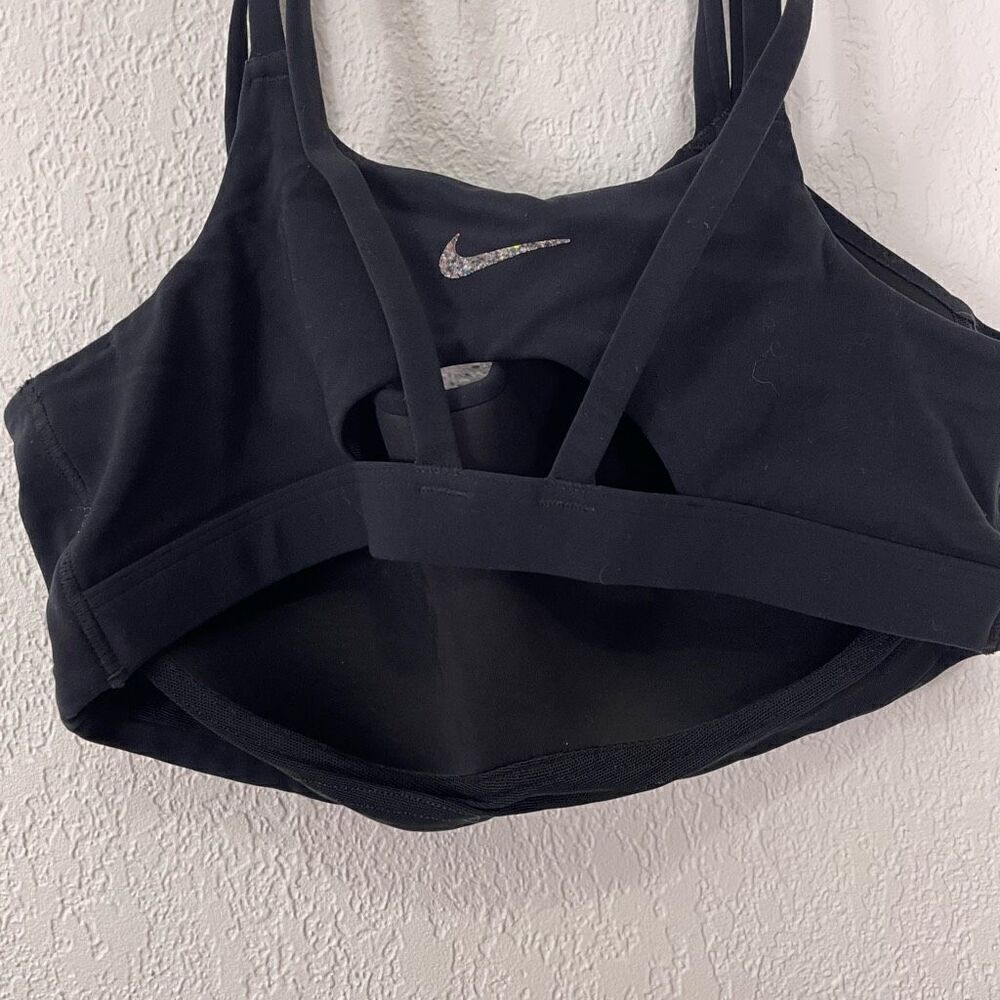 Nike Dri-Fit Black Cut Out Back Sports Bra Size Large - Picture 3 of 4